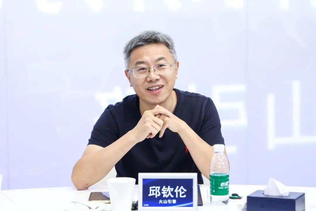 王广健说:"ai,大数据,内容生产工具……这些是内容