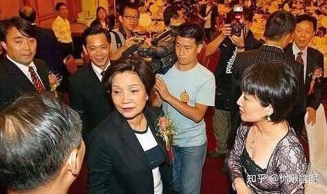 大姐大司徒玉莲澳门真正的第一女老大崩牙驹背后的靠山