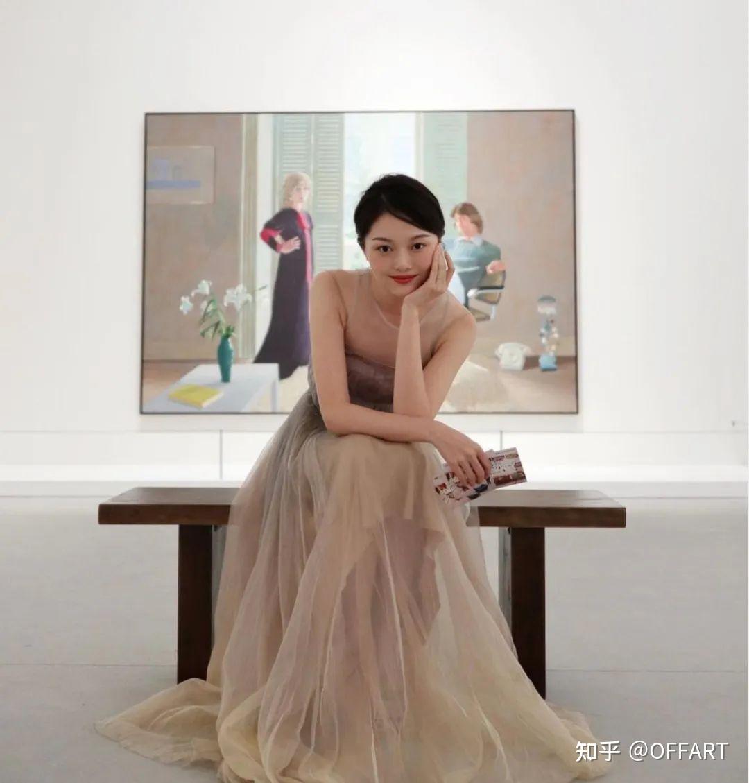 自带流量入艺术圈的晚晚,给木木美术馆带来多少红与黑? - 知乎