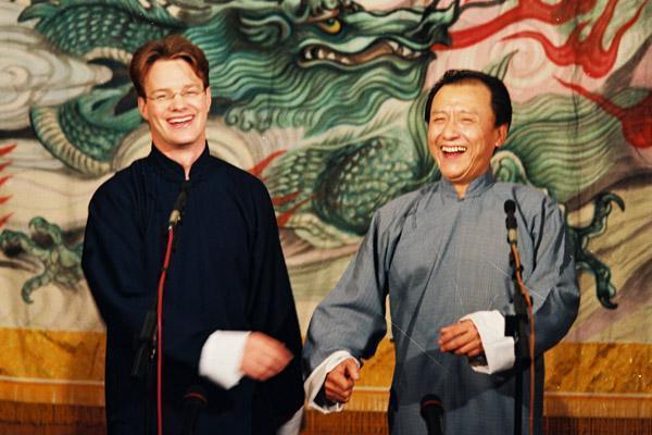 一些中国人在中国见到外国人时很愿意用英语交