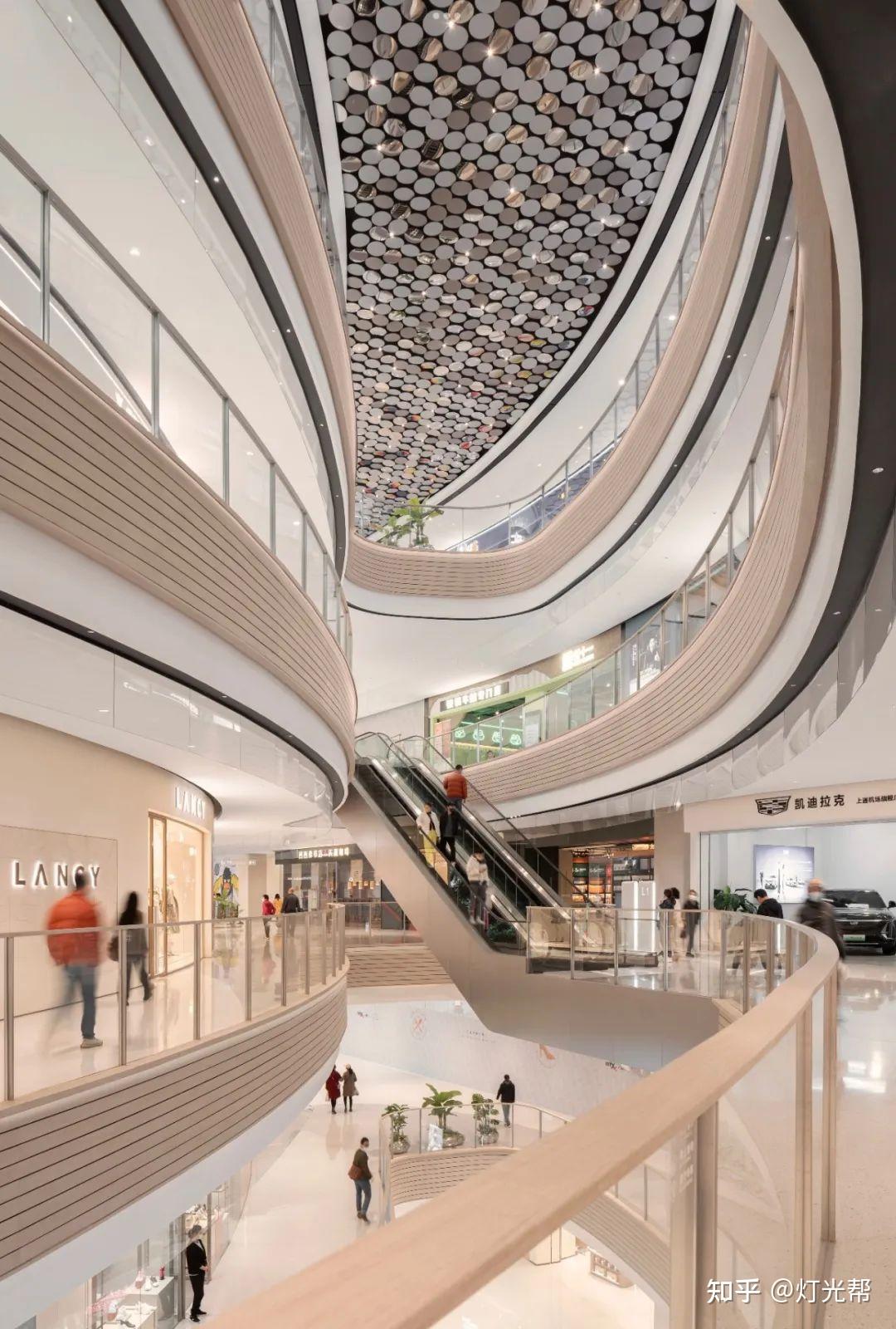 大连万象汇,无界光影之境,尽显商业之美 - 知乎