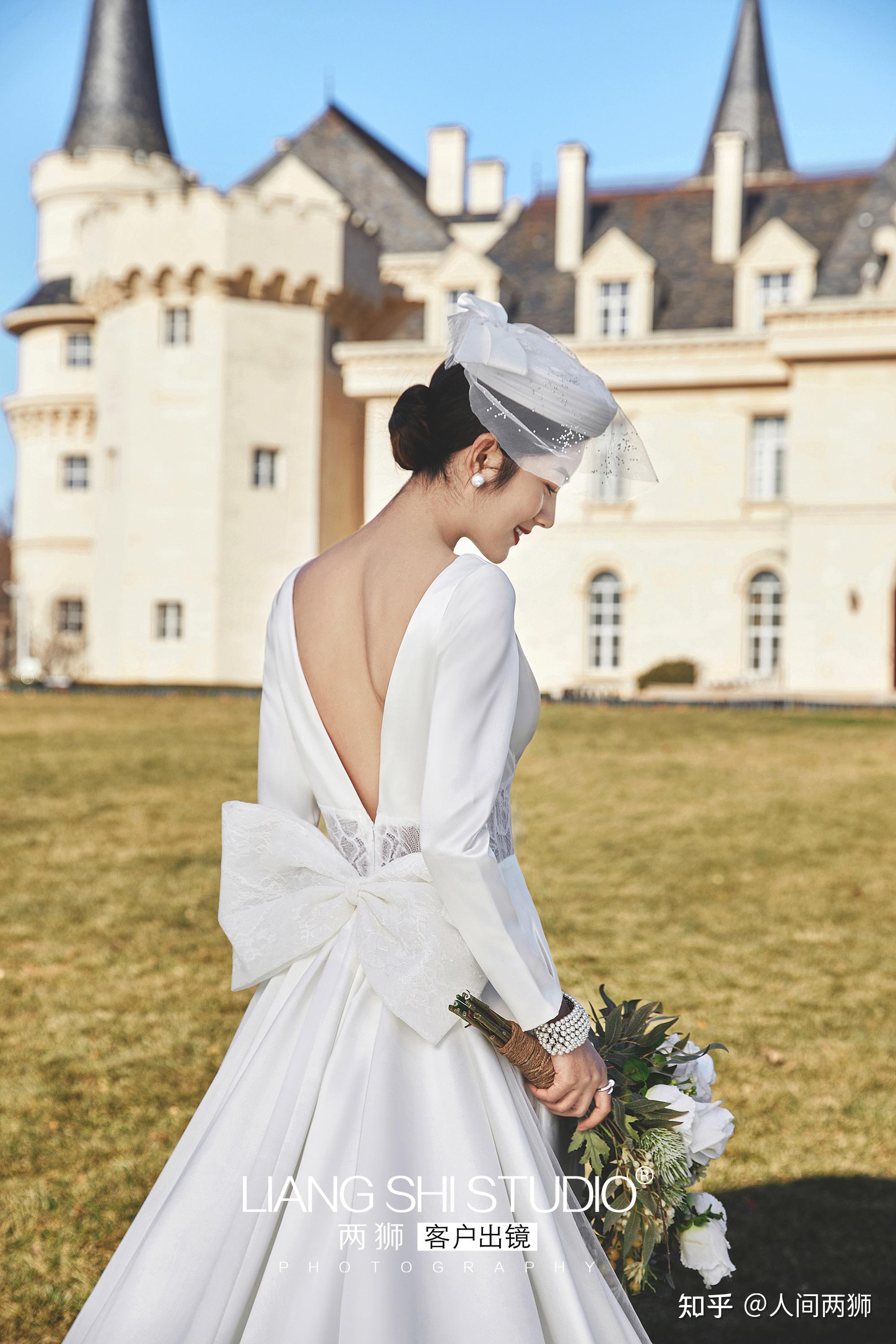 还在追寻着摆拍婚纱照你out了法式复古婚纱照才是王道