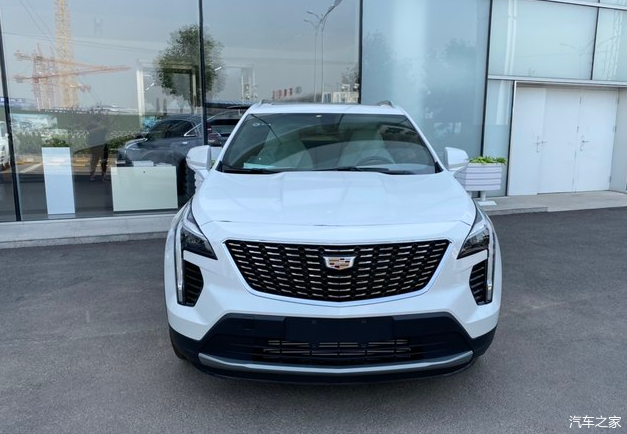 到店实拍2020款凯迪拉克xt4轴距2779mm配20t9at