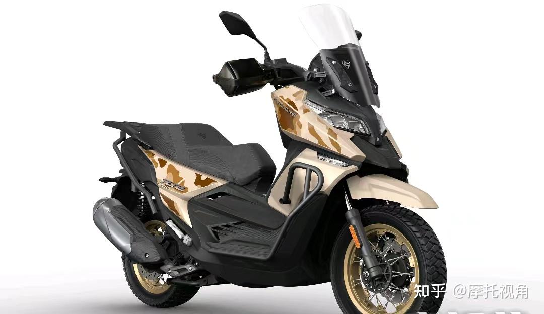 qjmotor鸿150 adv,售价14999元起,长得挺标致的一辆adv踏板;力帆kpv