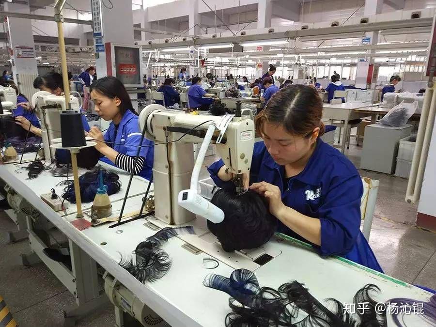 以瑞贝卡为代表的一大批许昌假发厂为韩国人做代工,主要出口欧美.