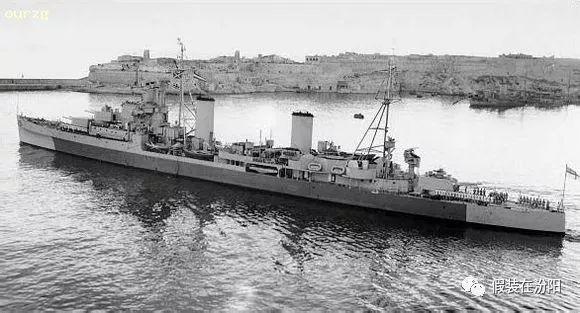 驶向海峡对岸的汾阳舰