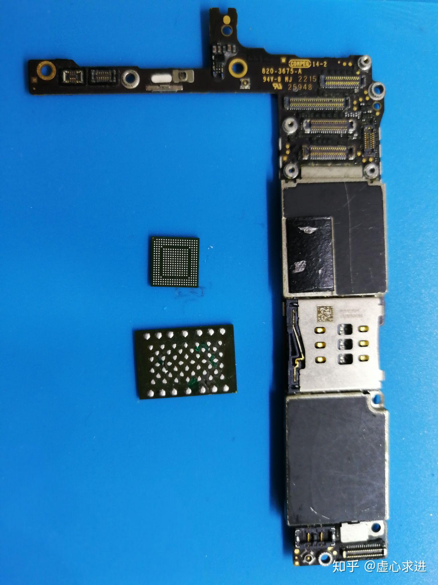 片,由于各个版本不一样,位置也不同,iphone6s主板逻辑码片在wifi旁边