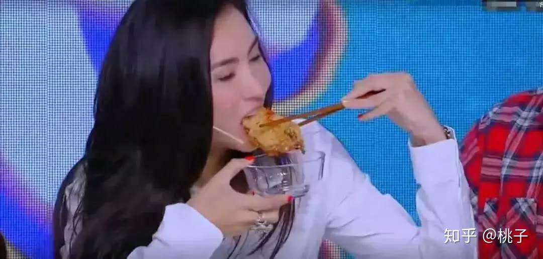 张柏芝撒谎被群嘲我们终其一生都在摆脱他人的期待找到真正的自己