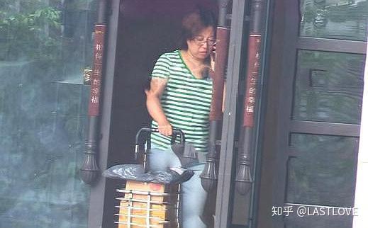 郭麒麟生母胡中惠现身,真实身份让人意外,并非网传日本大富豪 - 知乎