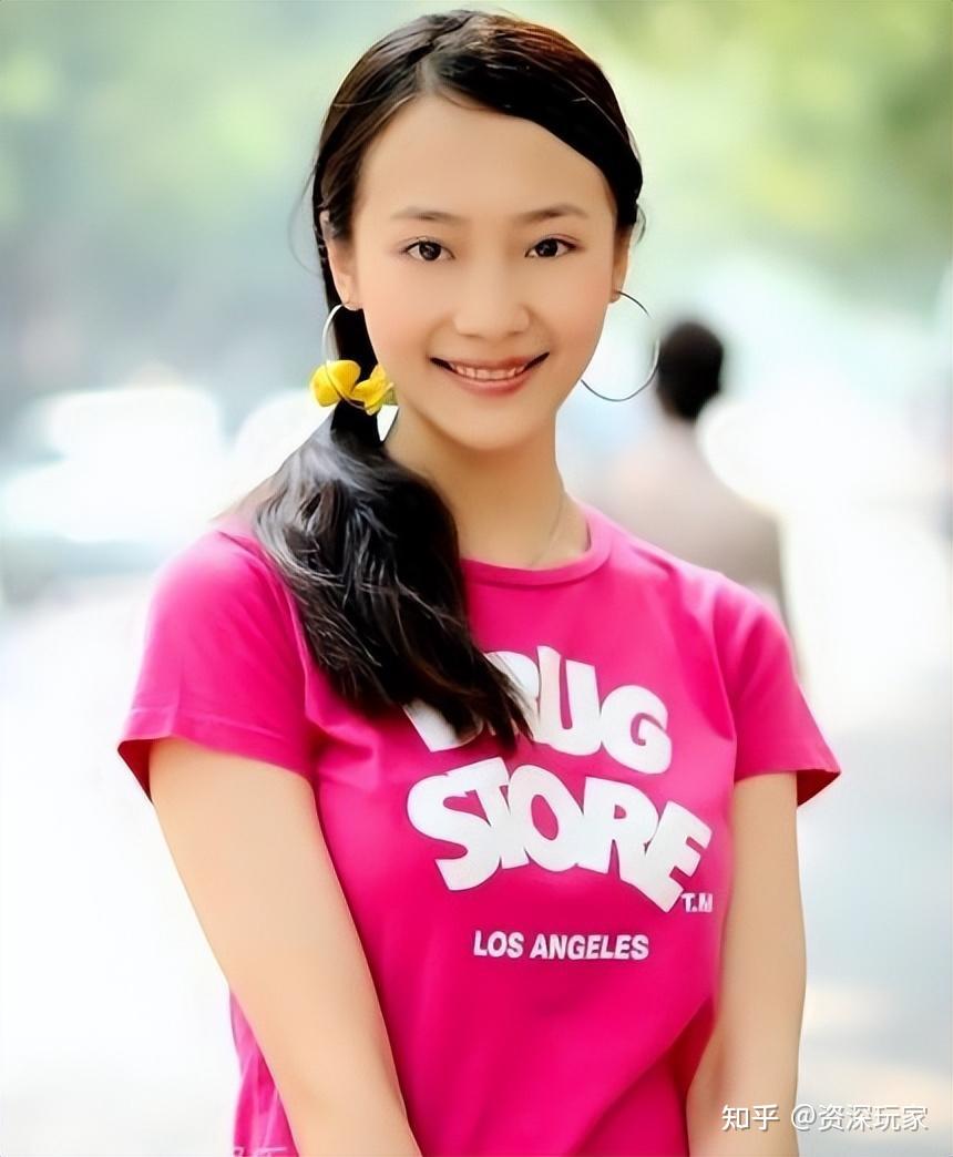 演员曲珊珊嫁给落魄的黄海波任劳任怨九年如今苦尽甘来