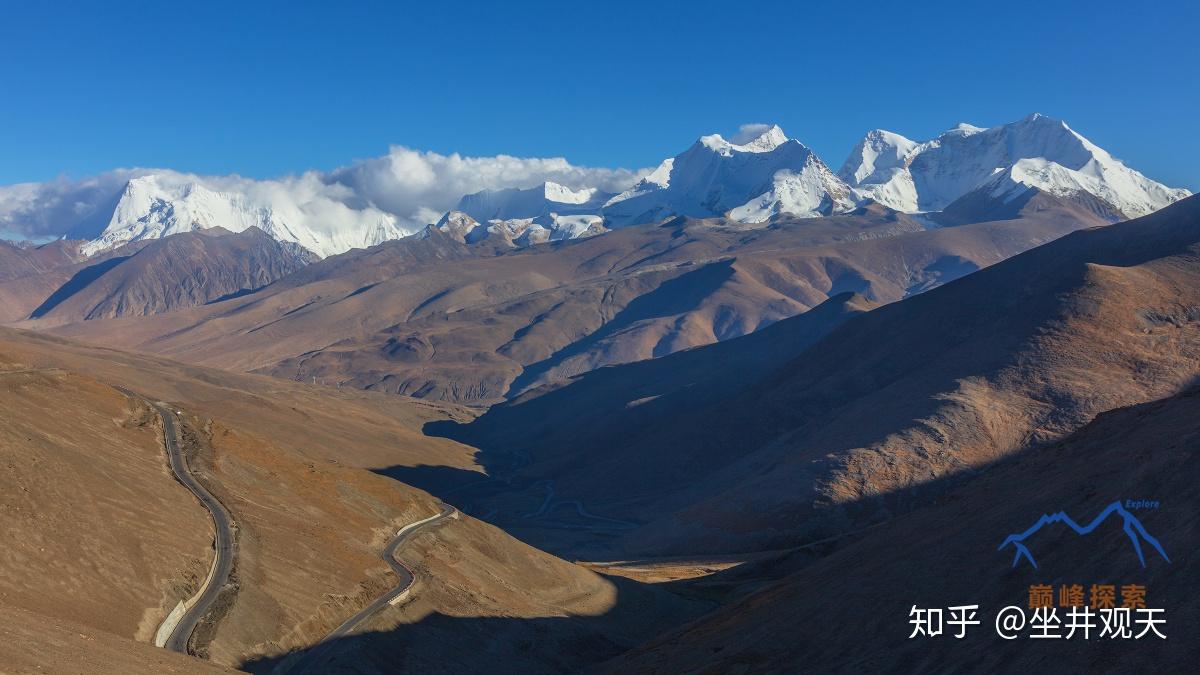 蒙达拉山口看库拉岗日雪山群↑卡日疆三峰和库拉岗日三峰↑3.