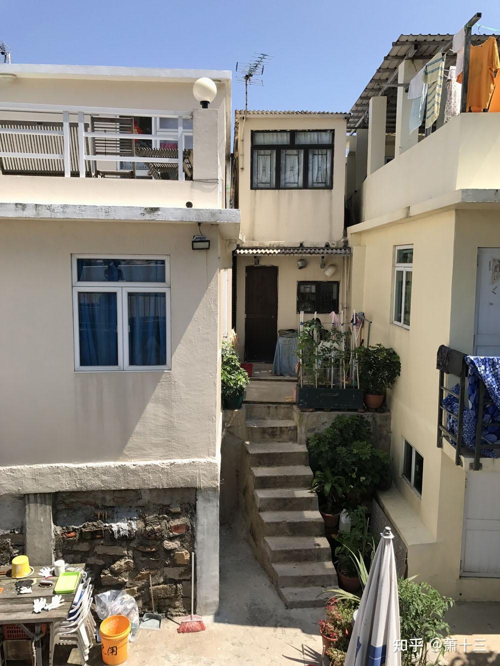 石澳毗邻闹市的慢生活村居