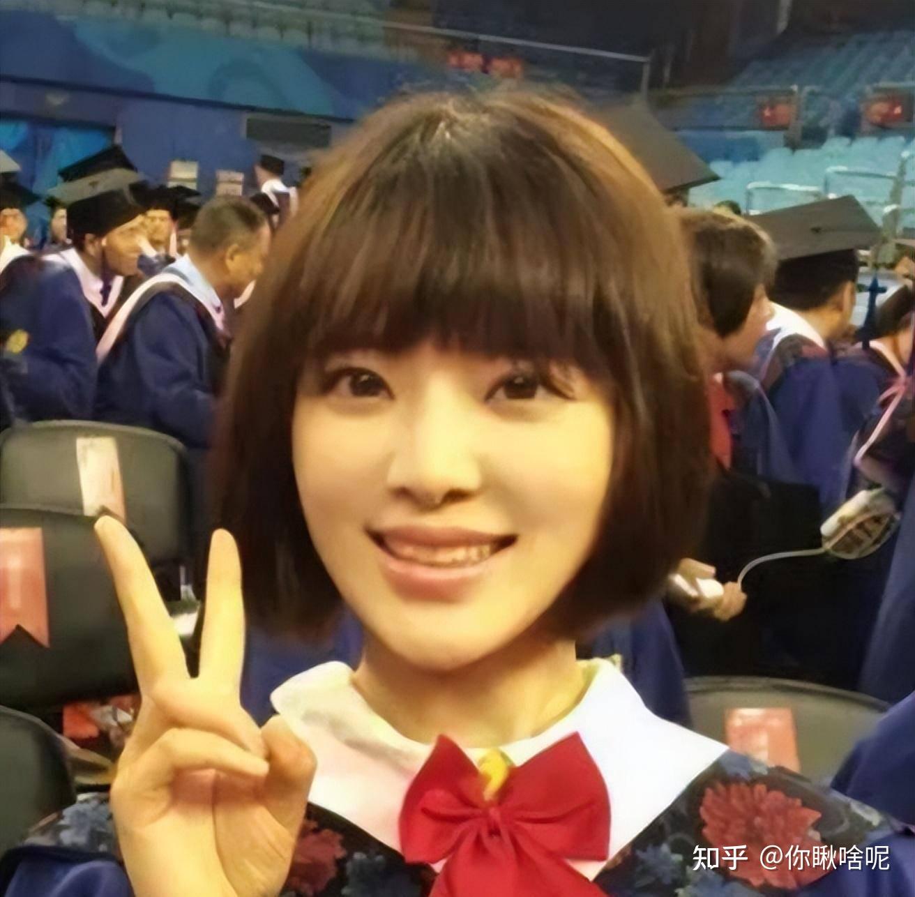 央视美女主持胡蝶:闪婚嫁大12岁著名导演,独自去产检,这段被唱衰的婚姻,如今怎么样了? - 知乎