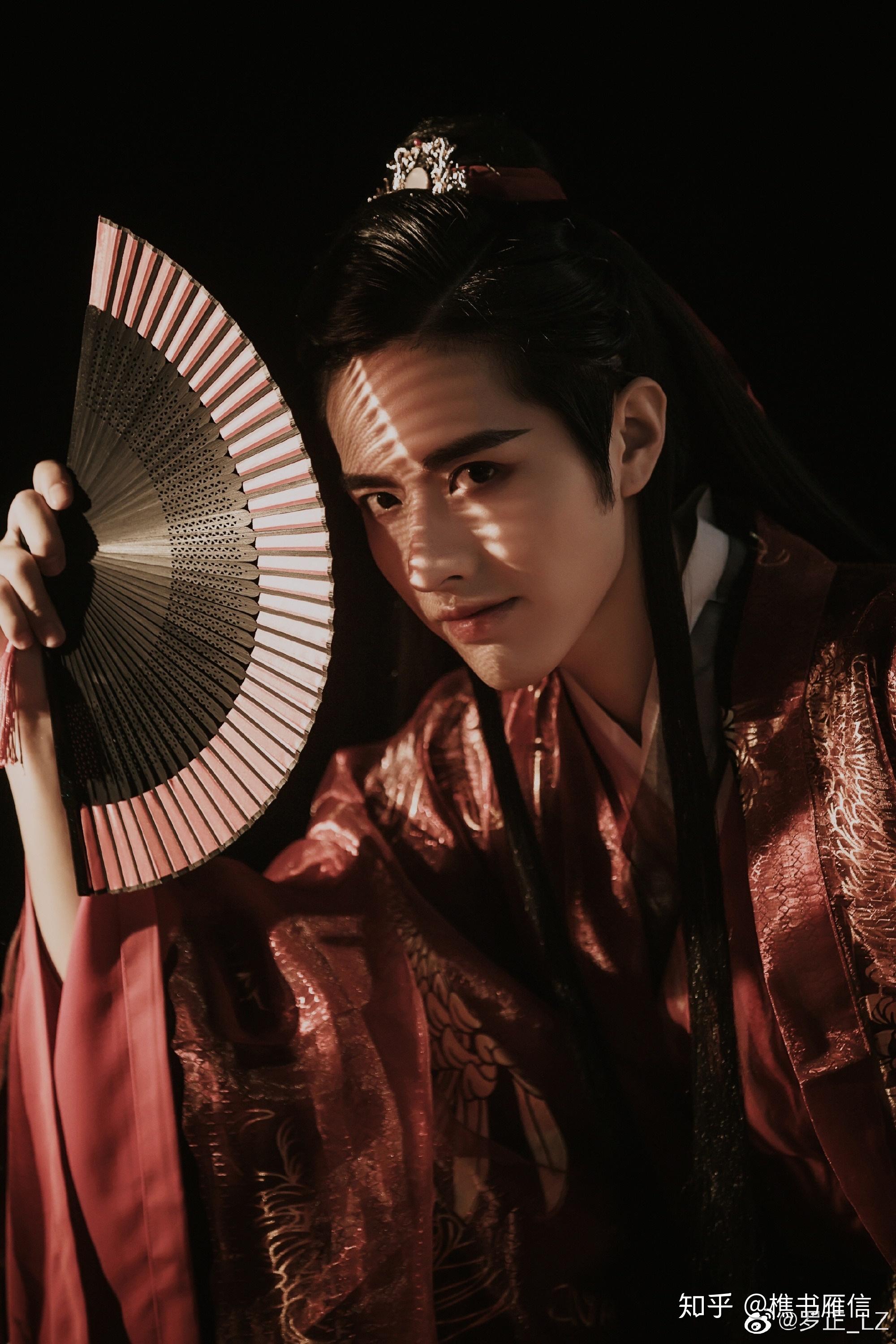 《天官赐福》花城选角:我觉得罗正他颜值真的再合适不过了!