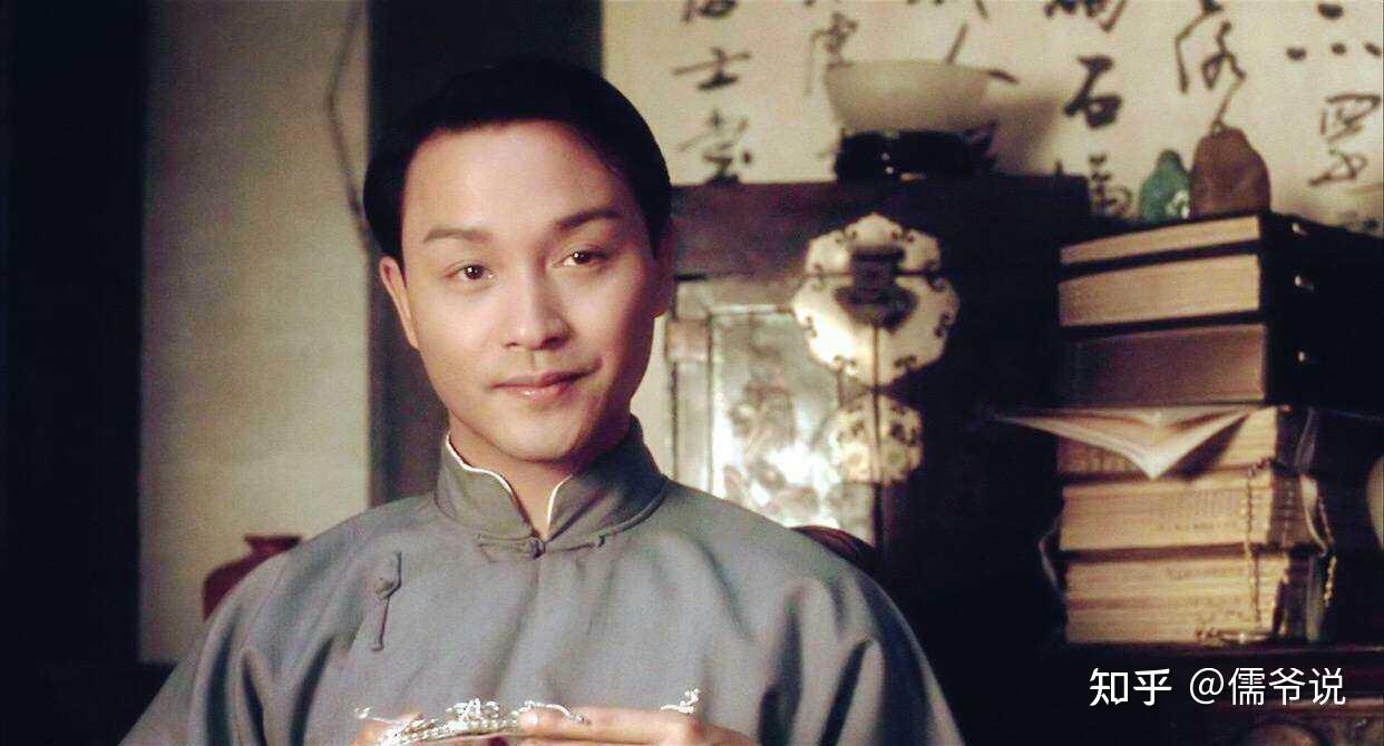 并且,张曼玲事后还坦言称张国荣为了程蝶衣这个角色下了很大的功夫