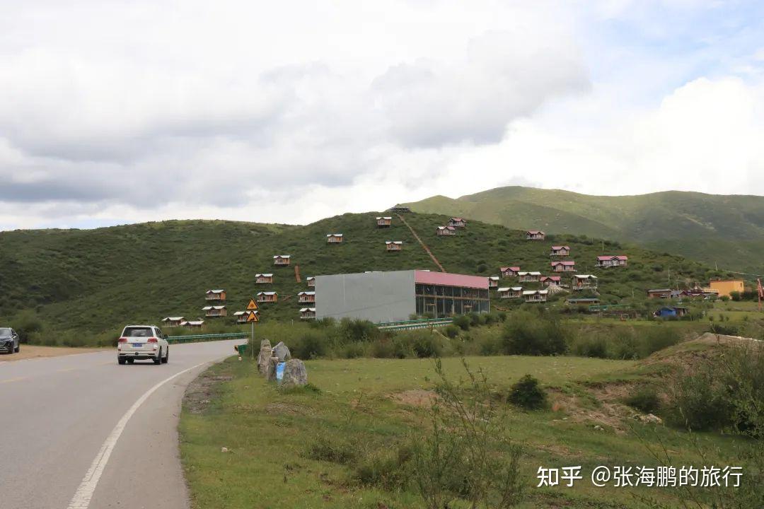 进入四川松潘县境内，有一座一千多年的古寺庙，叫“川主寺” - 知乎