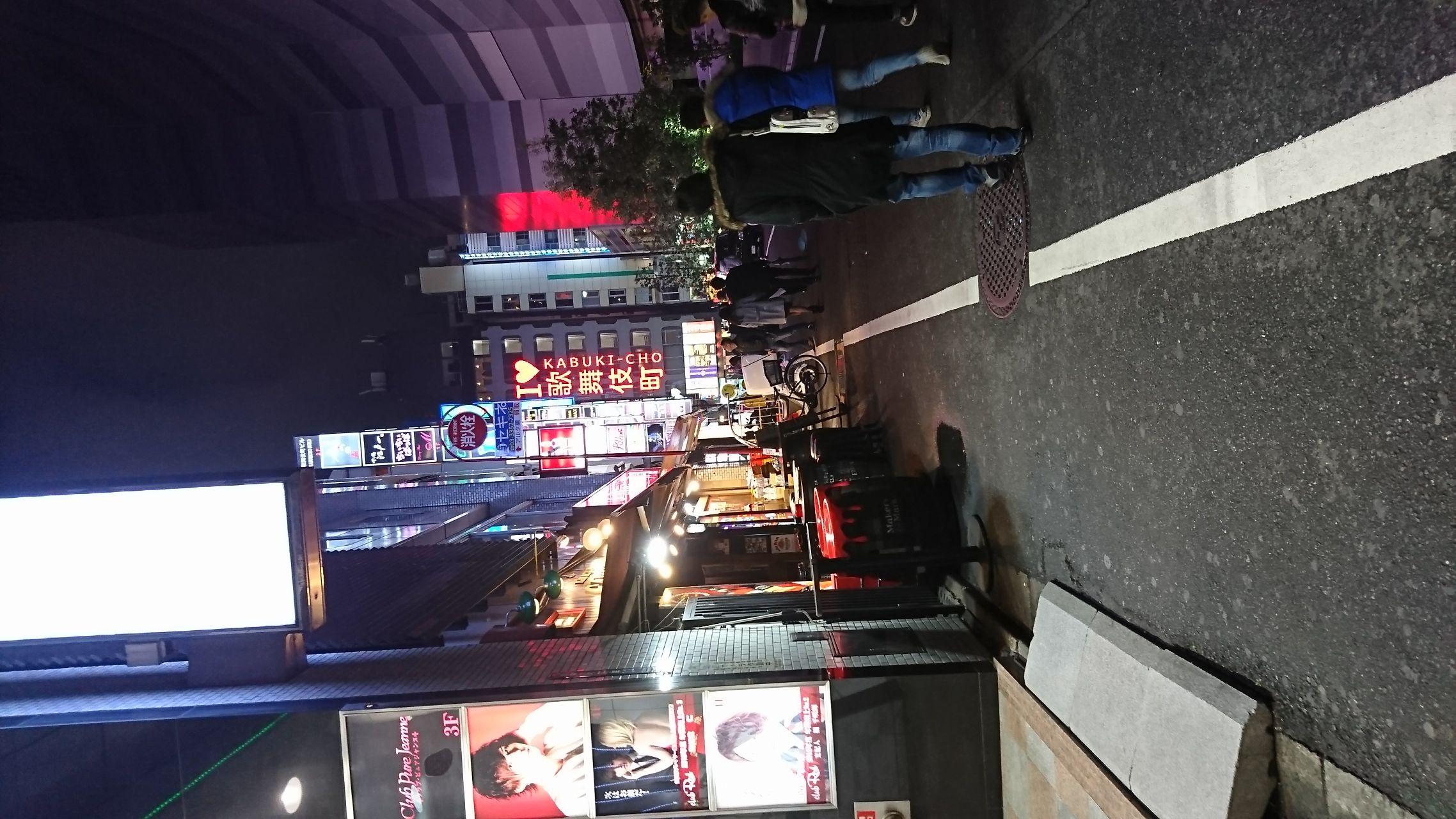 在日本新宿歌舞伎町游玩是怎样一番感觉? 知乎 在日本新宿歌舞伎町游玩是怎样一番感觉? 知乎