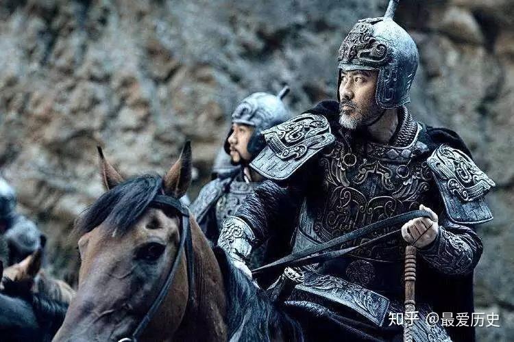 背水为营,司马懿对部下们说:"诸葛亮如果胆子够大,从武功出兵,沿着