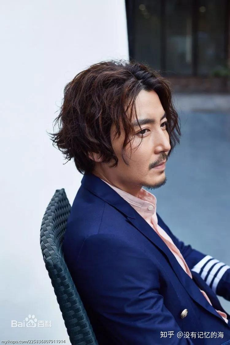 那些爱烫头的小胡子大叔们逼死脸盲症系列