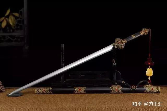 听多了唐刀，那你知道唐剑吗？自带一股温柔气质——奢华精致的堂皇宝剑 - 知乎