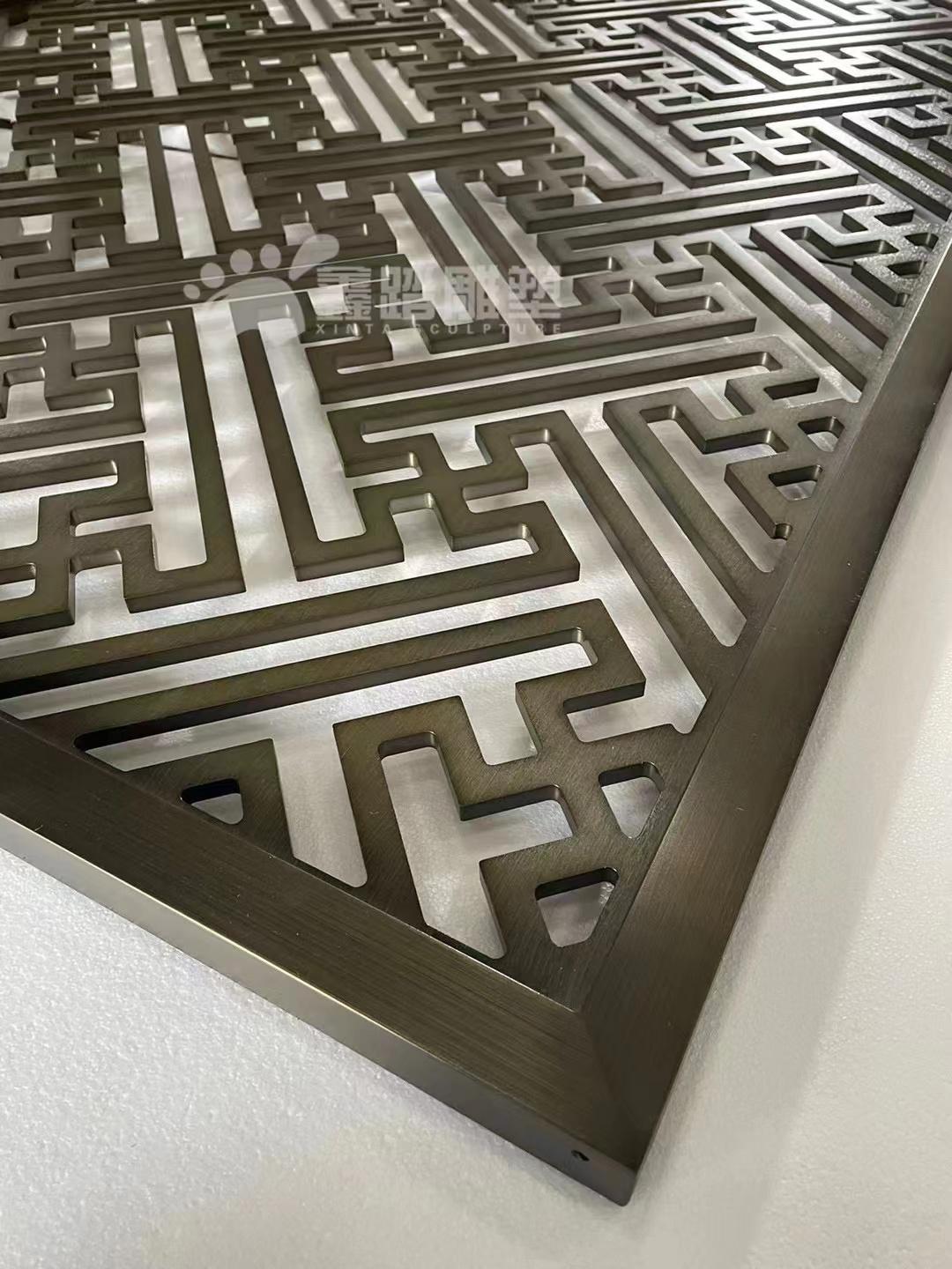 拉丝青古铜铝板镂空隔断万字纹古铜色花格屏风