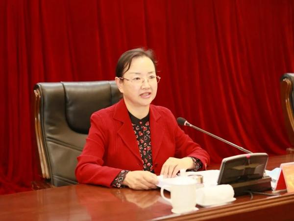 省妇联省住建厅召开"巾帼家美积分超市" 暨"巾帼共