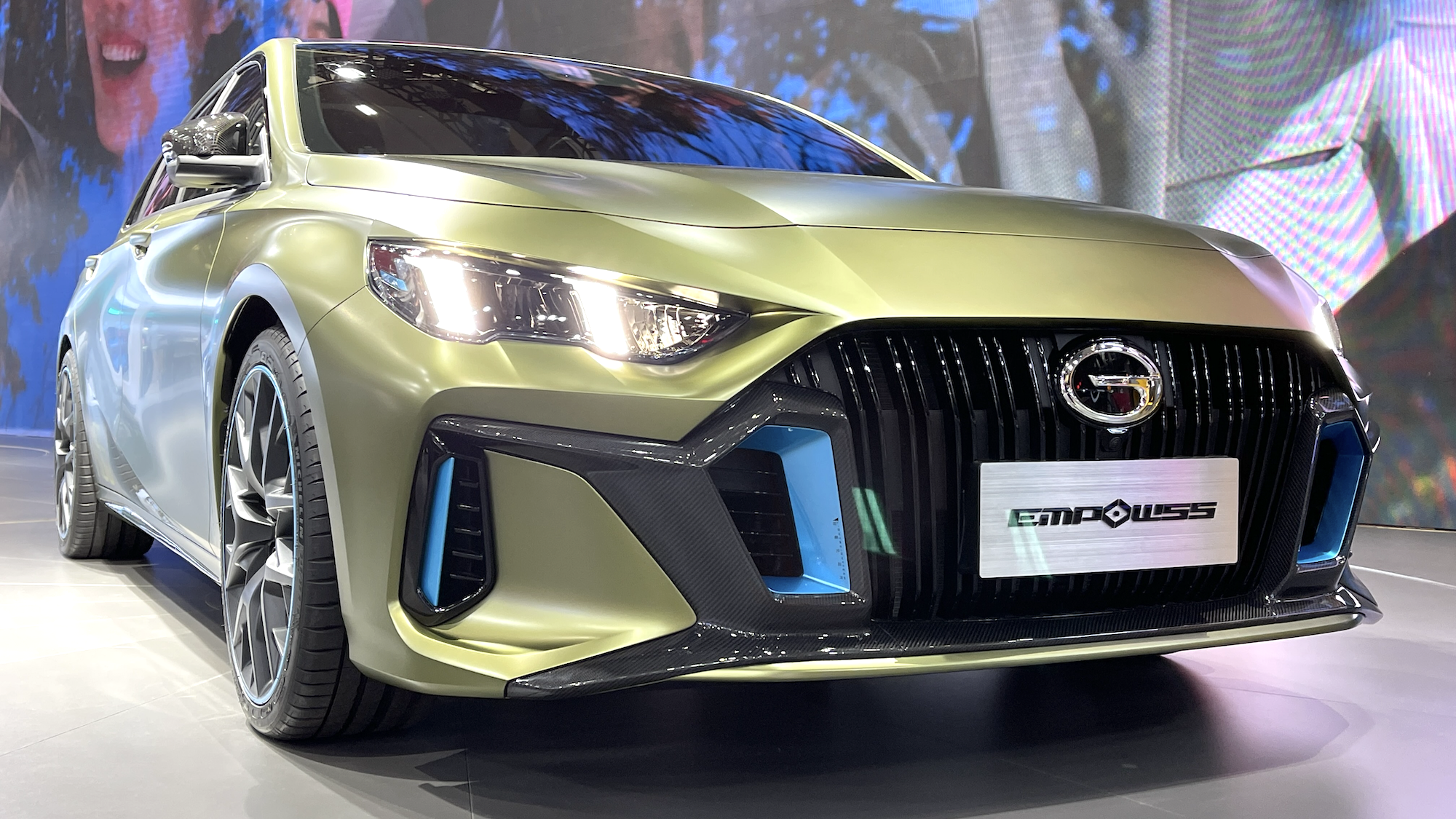 以轻跑之名以战机之形广汽传祺empow55即将运动驾临