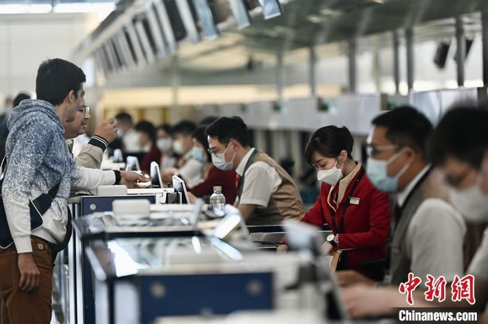香港外劳输入:28间公司获批输入2841名外劳 - 知乎