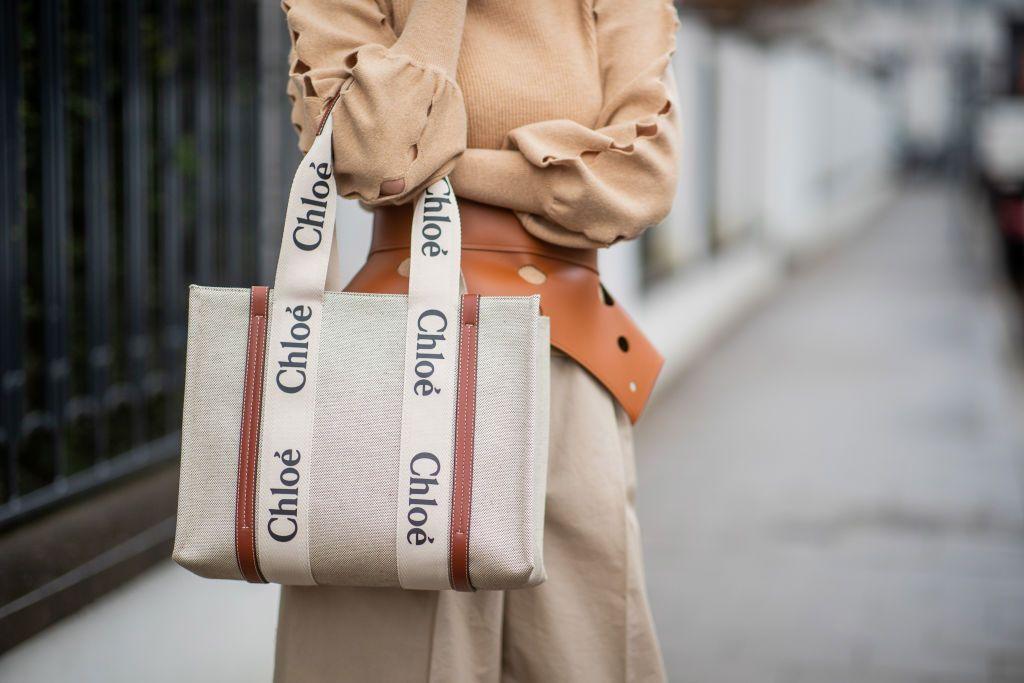 Chloe、COACH、TORY BURCH...6款大容量奢侈品包包推荐! - 知乎