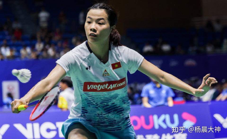 女单方面,上半区4号种子李美妙不敌李文珊,8号种子吉尔莫1-2被齐雪菲