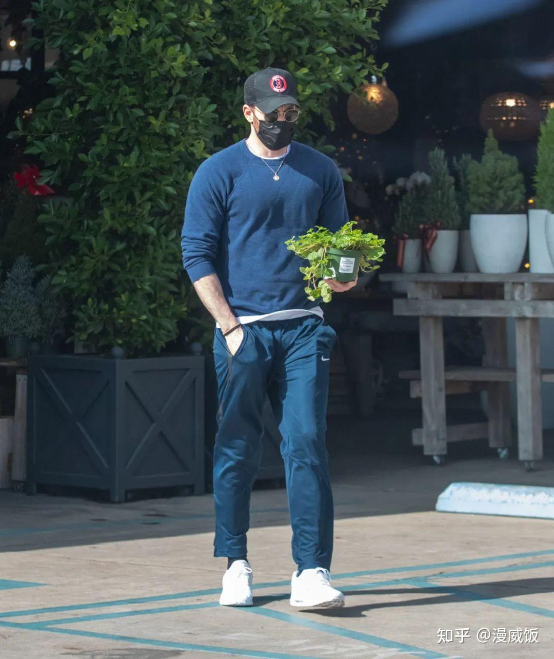 神颜|不愧是大熊甜心,美队克里斯埃文斯超型新街 - 知乎