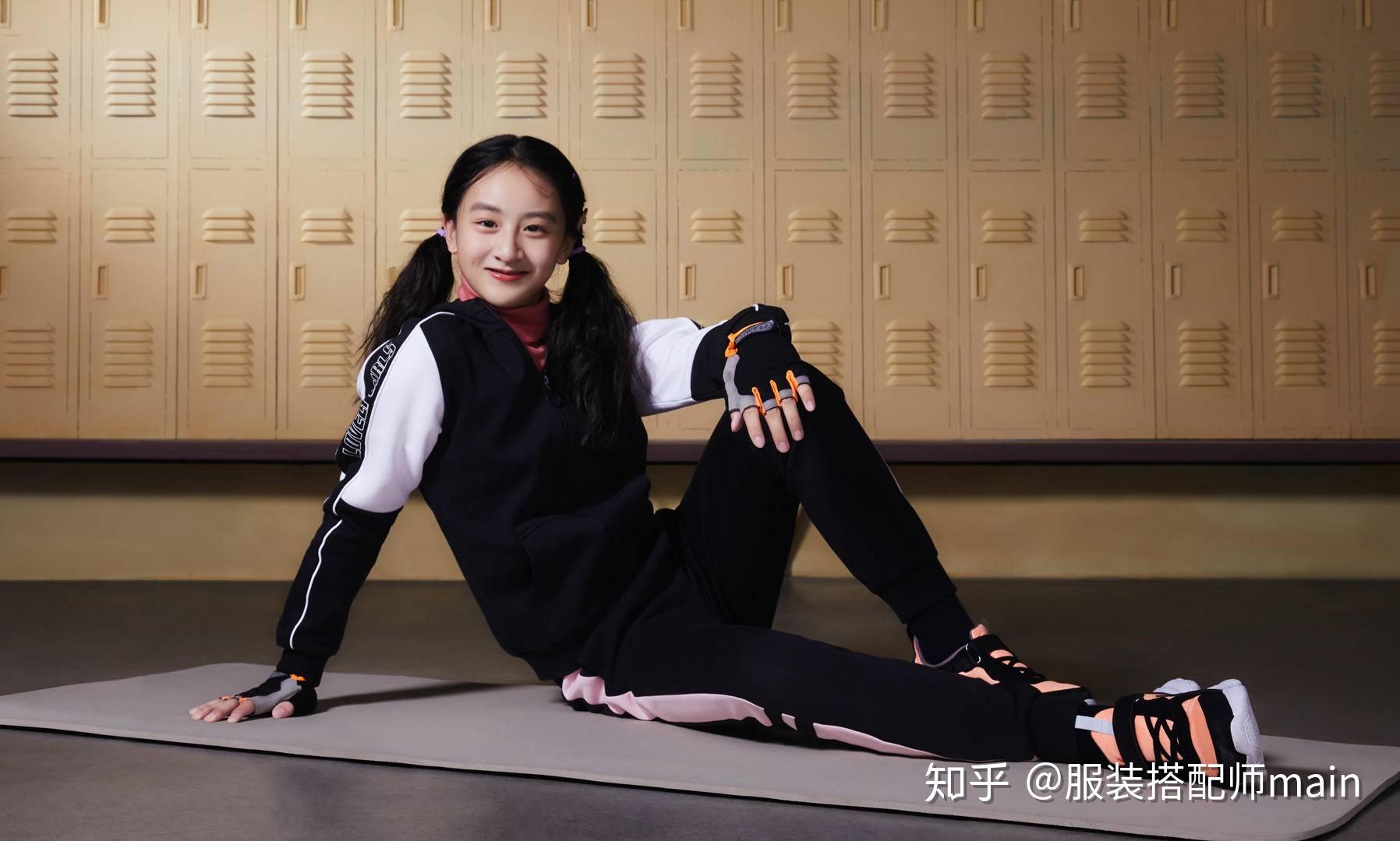 森碟代言视频曝光一身运动装穿出满满少女感真是女大十八变