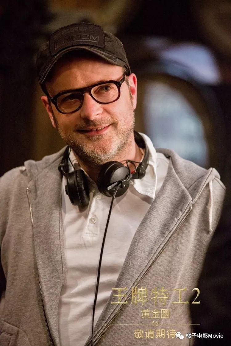 科林叔系着围裙和蛋蛋共进早餐的场景光想一想就觉得有点甜