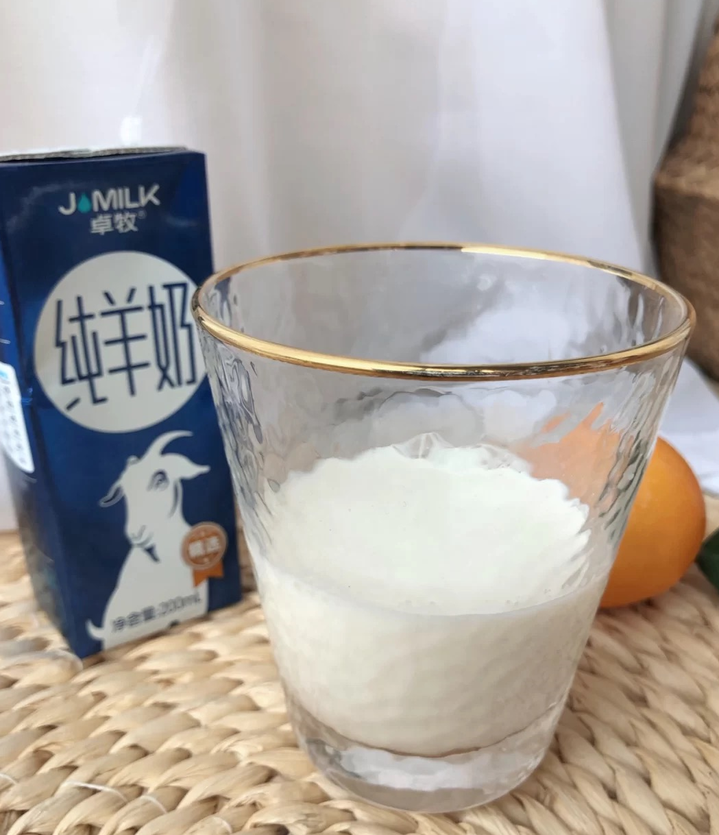 小孩每天两杯羊奶,补钙到位,真的能长高吗?