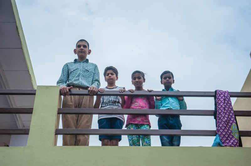 印度8岁男童身高1米98长大后想打篮球他为啥能长这么高