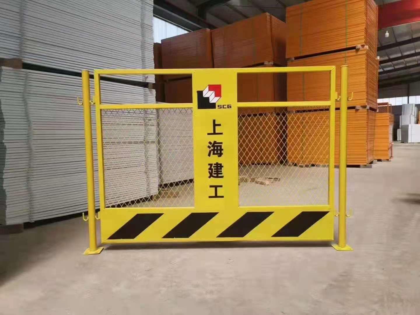 施工基坑护栏网的特点