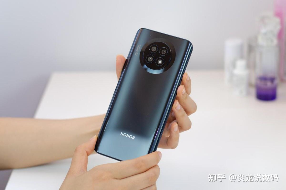 120hz高刷全视屏66w超级快充畅快到起飞荣耀x20全面测评