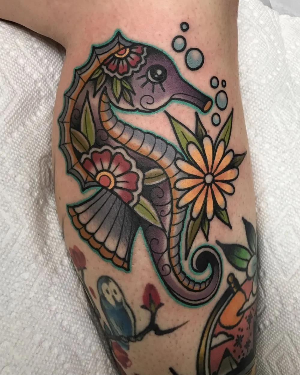 海马纹身丨它们是熟练的生存主义者