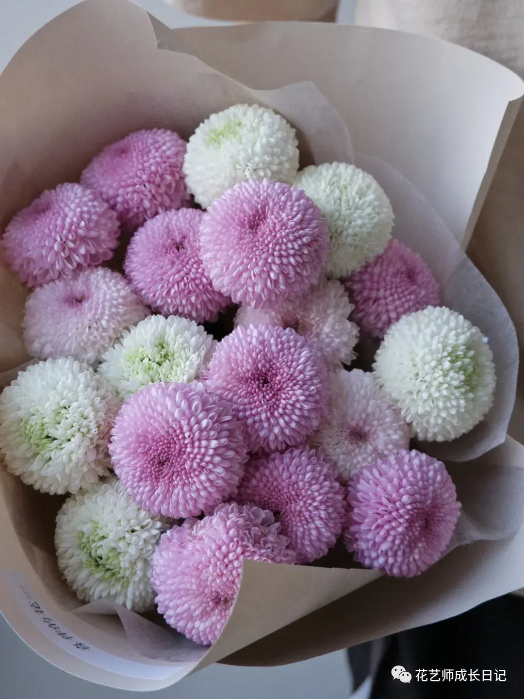 花艺奇思妙想vol57除了可爱乒乓菊还可以很温柔