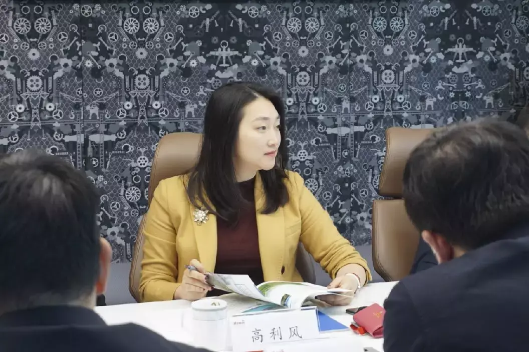 泸州市委常委陈日率团考察中国贵酒集团陆家嘴总部