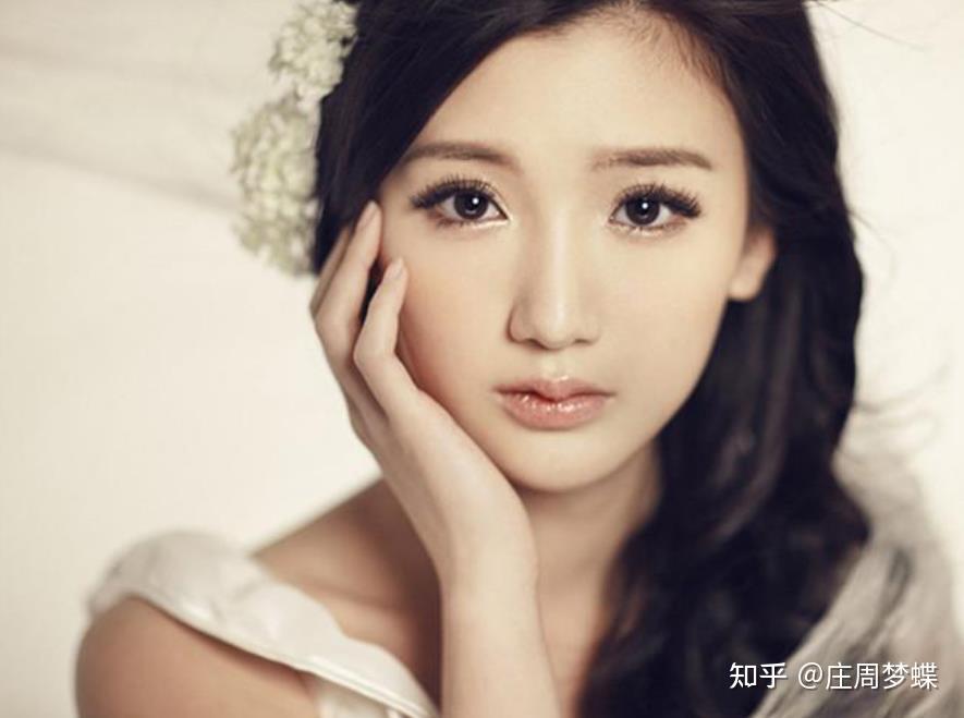 当年毛晓彤回家撞见陈翔出轨,陈翔光着身子,小3还躲到了卫生间 - 知乎