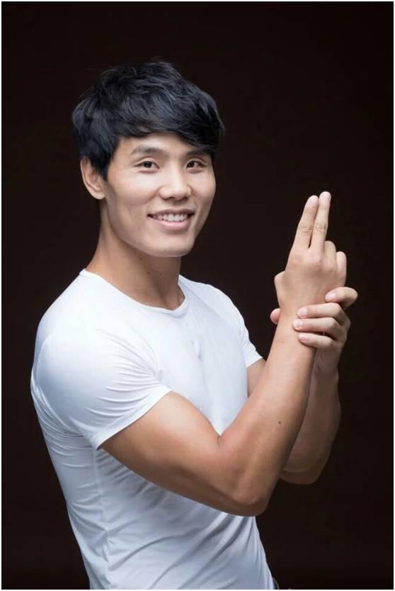 wlf(世界自由搏击理事会)的创建竟源于w(王洪祥),l(一龙——刘星君)