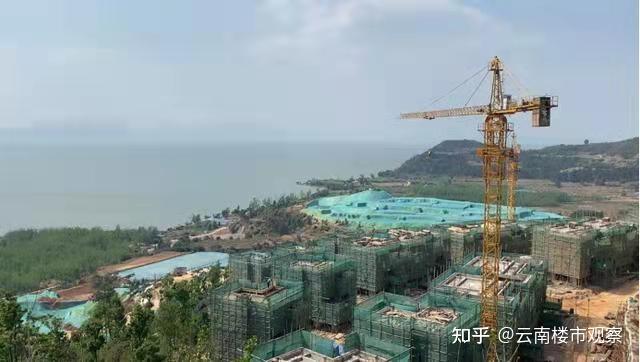 程连元刘佳晨现场督察古滇名城项目长腰山片区过度开发问题侵占滇池