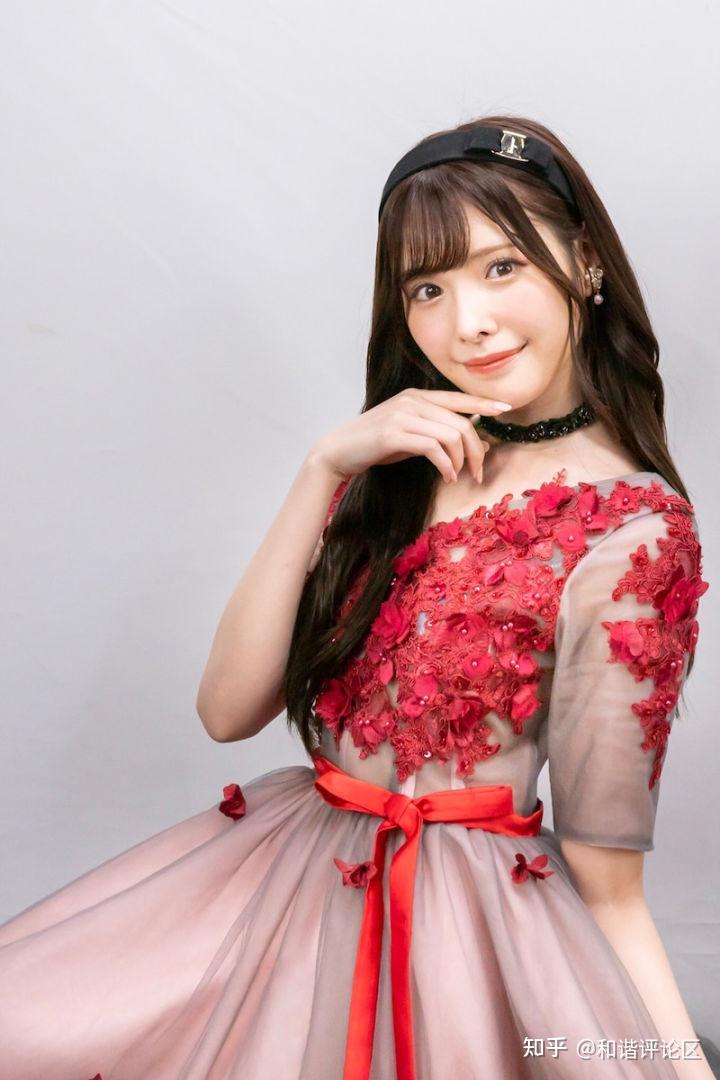 从肚脐眼就分叉了—桥本有菜 - 知乎