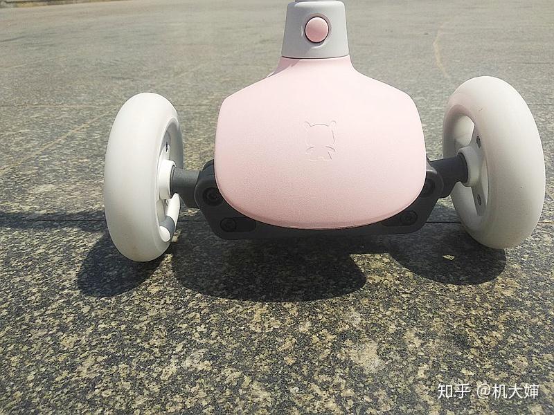 米兔儿童滑板车让孩子安全体验飞驰的乐趣