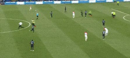 双方打出罕见大比分,法国 4:2 战胜克罗地亚夺