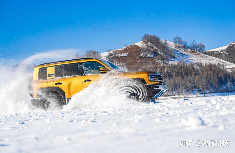 北纬42度、冰上马拉松!比亚迪冰雪模式有多稳?网友:还能这么玩 - 知乎