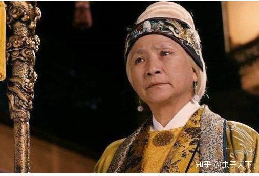 佘太君的龙头拐杖从何而来宋太宗赵光义为何会允许它的存在