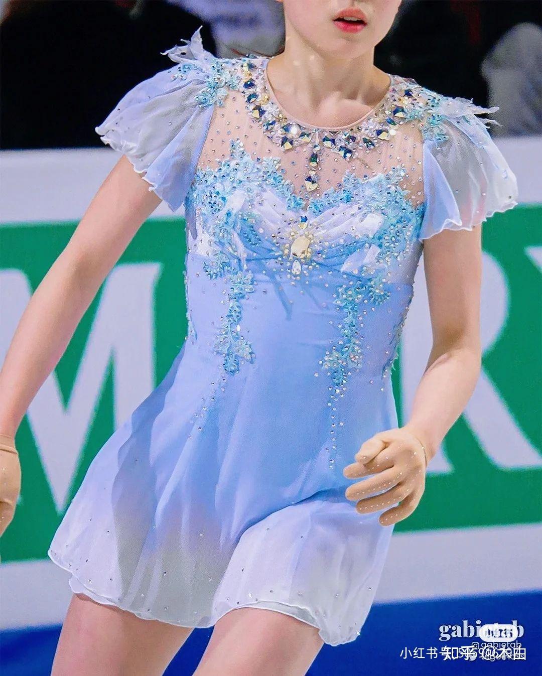 你觉得花样滑冰中最好看的一套服装(考斯滕)是什么? - 知乎