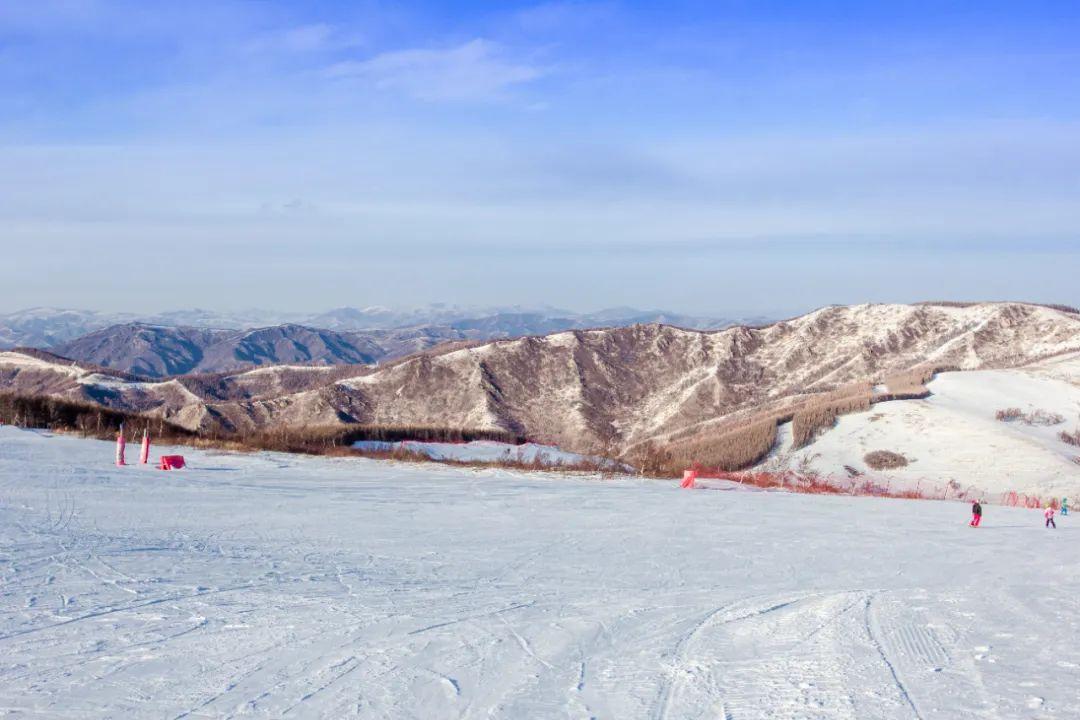 河北省張家口市崇禮區雲頂滑雪場 攝影:馬洵崇禮,有著獨特的滑雪掠撾